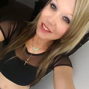 Meet your Posher, Antonia