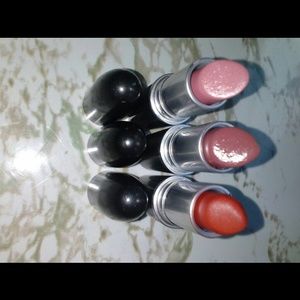 MAC ,ANGEL,CREME IN YOUR COFFEE,CHILI& VIVAGLAM IV