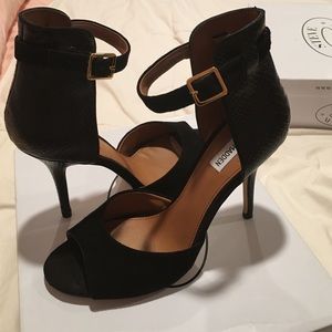 Steve Madden Stepout sandal