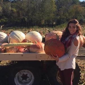 Meet your Posher, Rachel