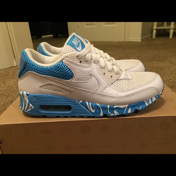 Women's Nike Air Max 90