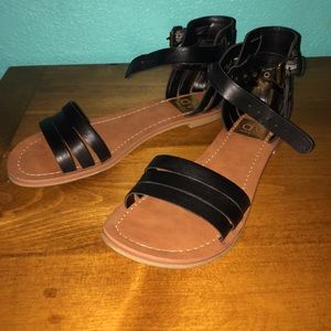 Gladiator strappy sandals