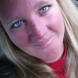 Meet your Posher, Lea