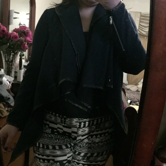 Jacket - Picture 2 of 4