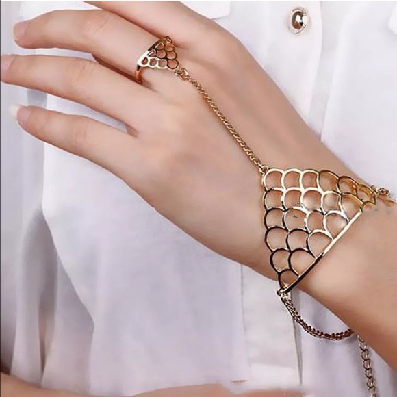 Bracelet Ring