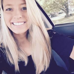 Meet your Posher, Kelli