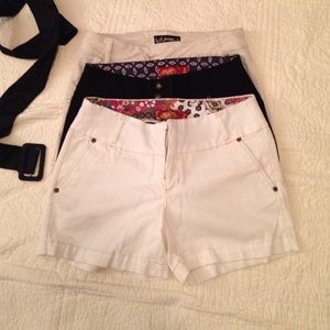 Bundle of shorts