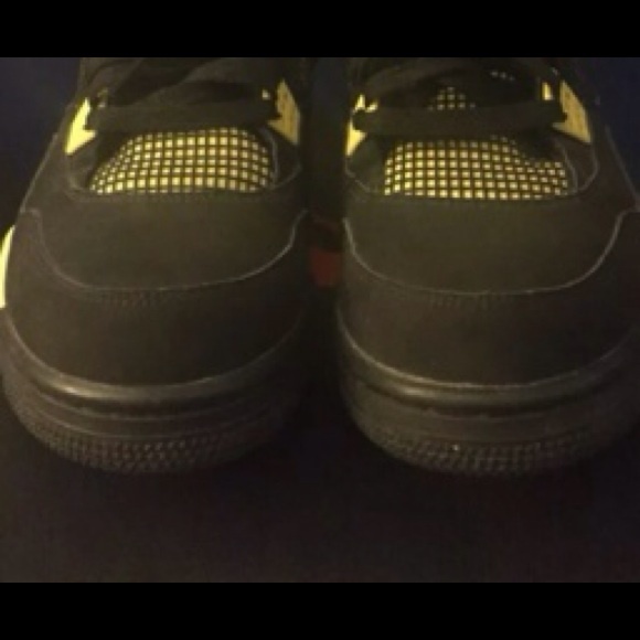 Jordan thunder 4