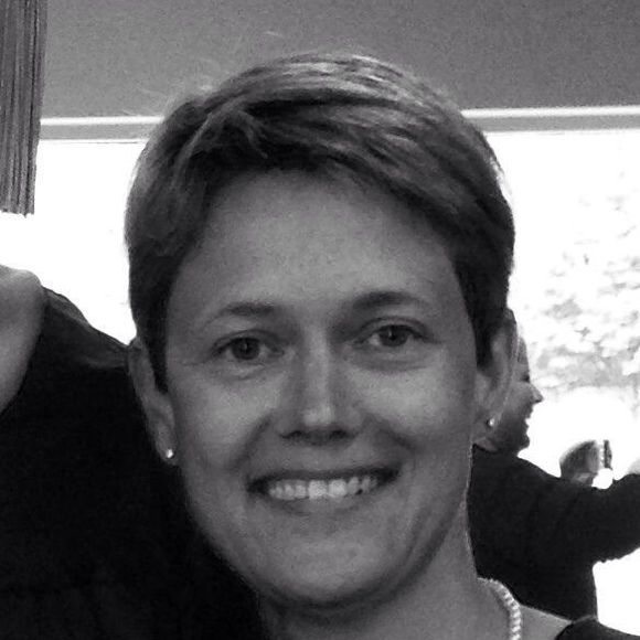 Meet your Posher, Lisa - Picture 1 of 1