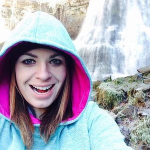 Meet your Posher, Megan