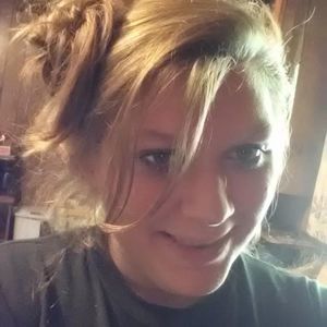 Meet your Posher, Danika