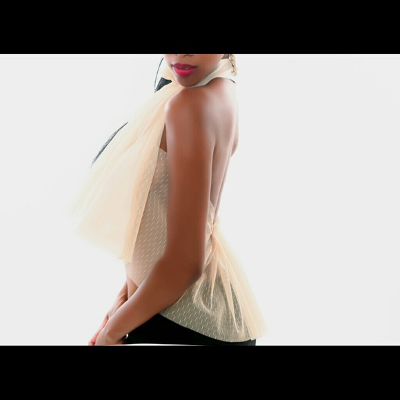 Halter Top - Picture 2 of 3