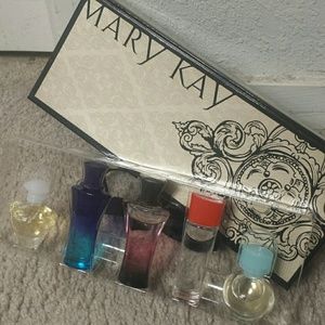 MARY KAY PERFUME SET