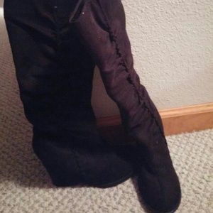 Black boots