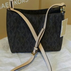NWT MICHAEL KORS BROWN MESSENGER BAG