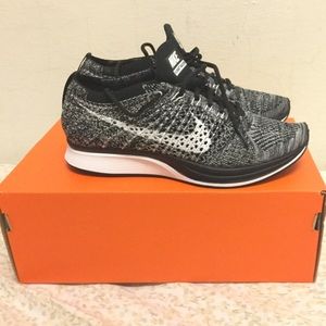 🚫SOLD🚫Flyknit racers