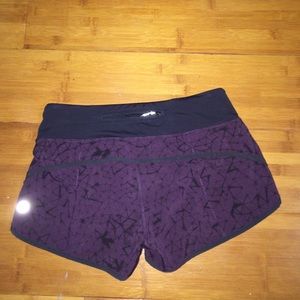 Size 4 lululemon shorts