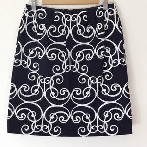 ❗️SALE❗️Black and White Swirl Pencil Skirt