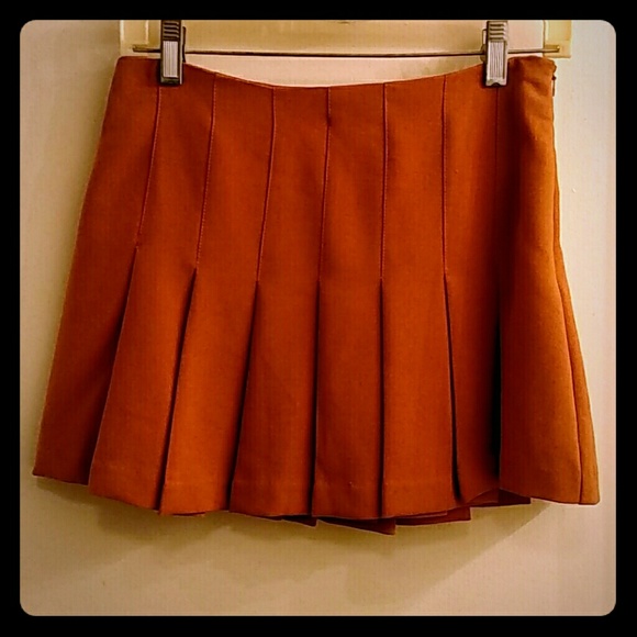 NWOT TAN PLEATED SCHOOL GIRL MINI