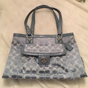 Authentic Coach shoulder bag