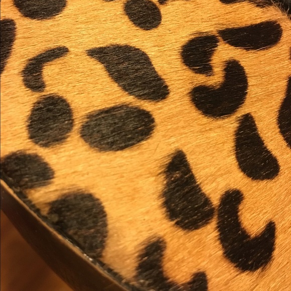 Steve Madden Shazzam - Platform Leopard Sandals - Picture 3 of 3