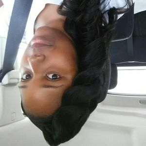 Meet your Posher, Brittney