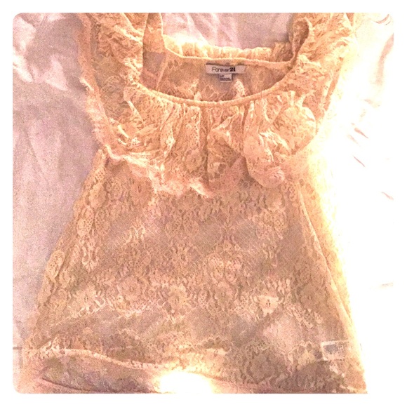 Sleeveless lace top