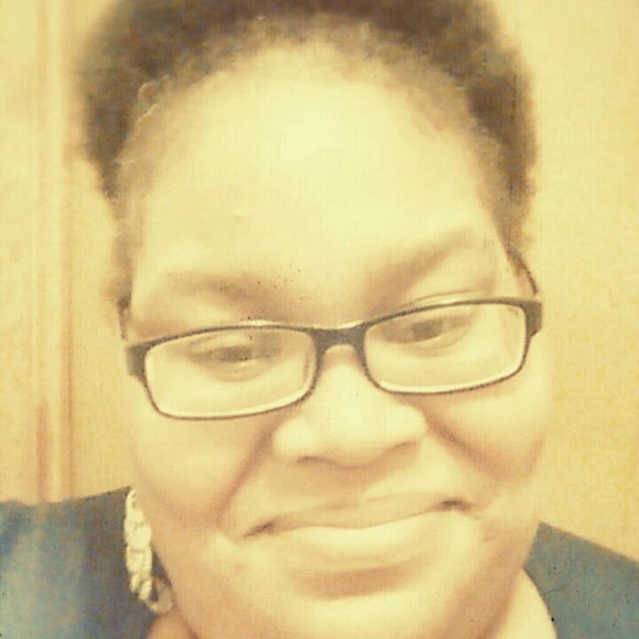 Meet your Posher, Natacia