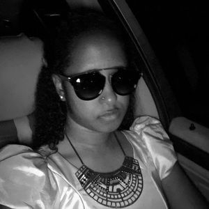 Meet your Posher, Antionette
