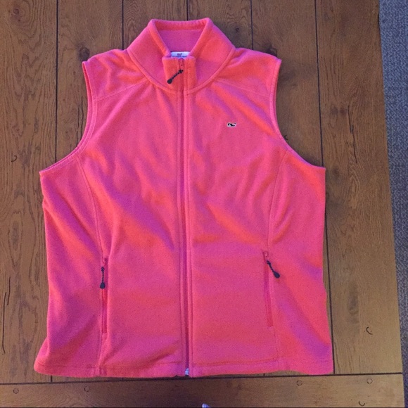 Vineyard Vines fleece vest