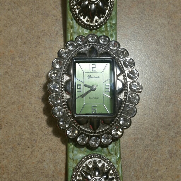 Geneva Platinum watch with BLING!