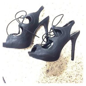 Simply Vera Wang pumps✍🏼price drop!!☝🏻