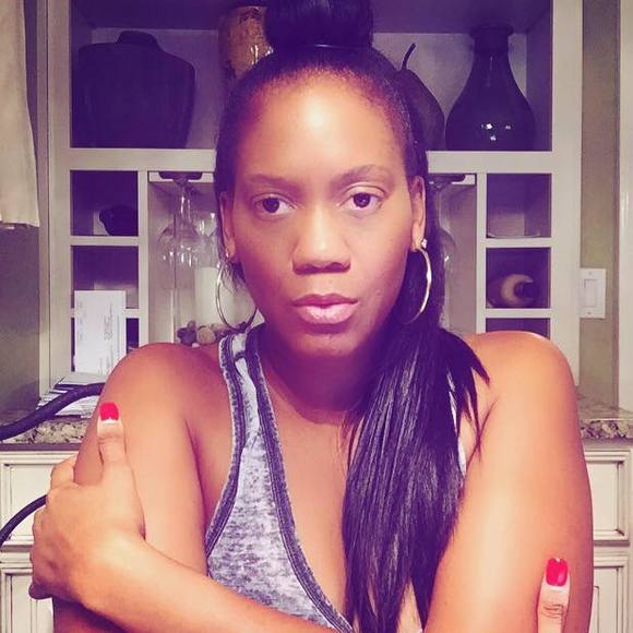 Meet your Posher, Carla - Picture 1 of 1