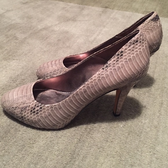 Isola shoes used just 1 time perfect condition - Picture 2 of 4