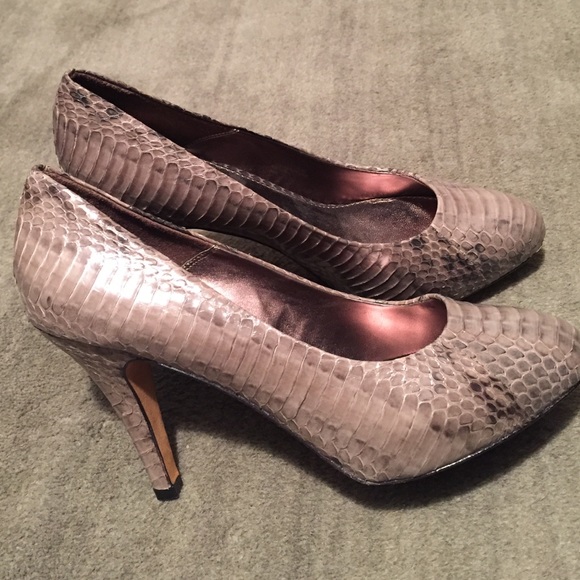 Isola shoes used just 1 time perfect condition - Picture 4 of 4