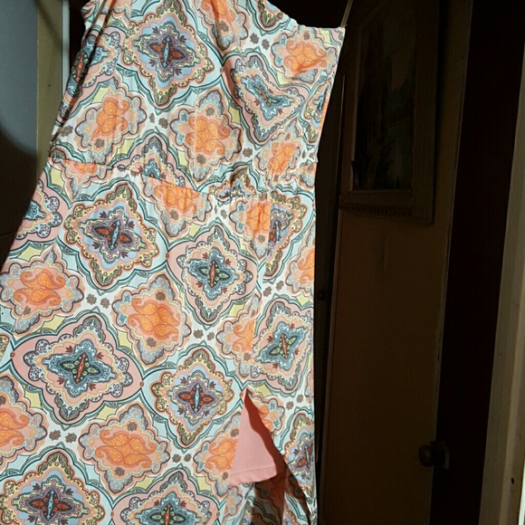 Dress - Picture 2 of 3