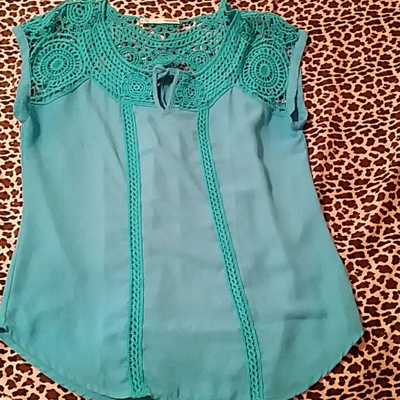 Women's blouse