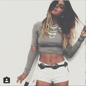 NWT Cut out crop top