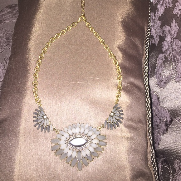Fashion necklace