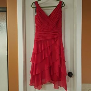 T By Tadashi V-neck Tiered Ruffle Dress