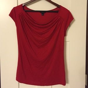 Red Banana Republic scoop neck shirt