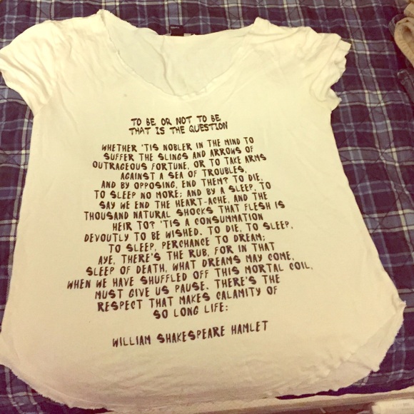 Loose shirt