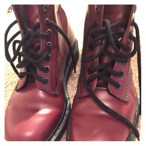Women's 1460 Original 8 eye lace up Doc Martens