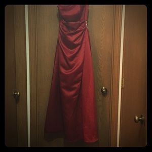 Strapless formal gown