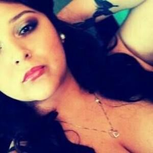 Meet your Posher, Nessa