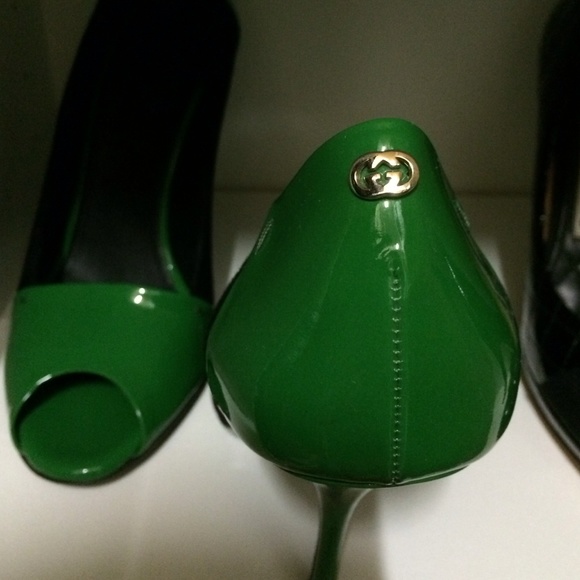 Gucci green and black two tone shoes - Picture 3 of 4