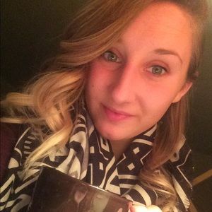 Meet your Posher, Mikayla