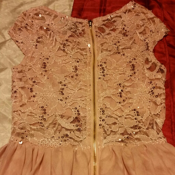 Dress - Picture 2 of 4