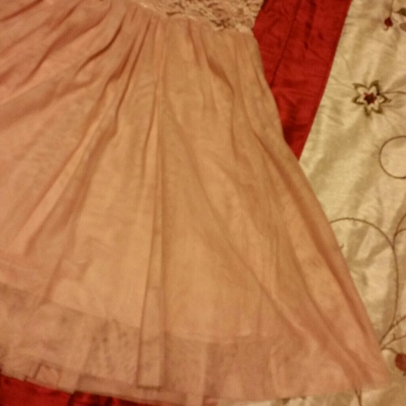Dress - Picture 3 of 4