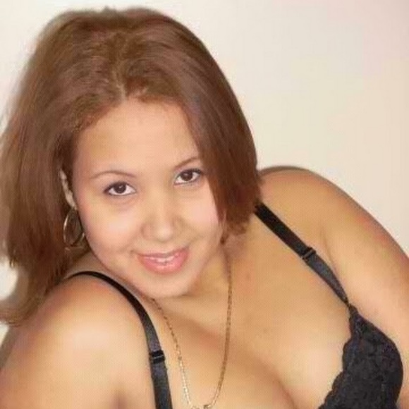 Meet your Posher, Amaris